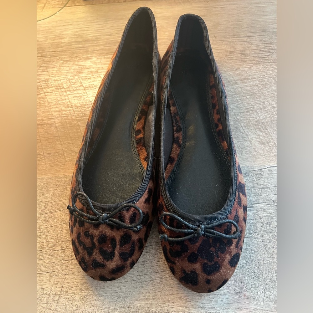 H&M leopard ballet flats
